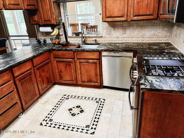 1734 ALPS Court, Fleming Island, FL 32003