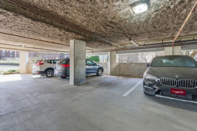 900 19th Ave S Apt 401, Nashville, TN 37212