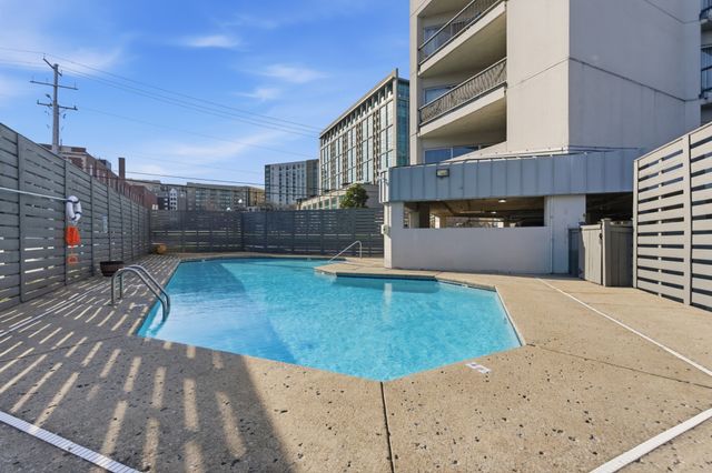 900 19th Ave S Apt 401, Nashville, TN 37212