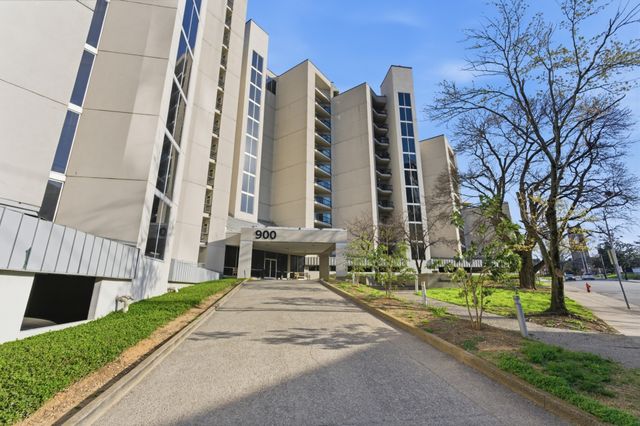 900 19th Ave S Apt 401, Nashville, TN 37212
