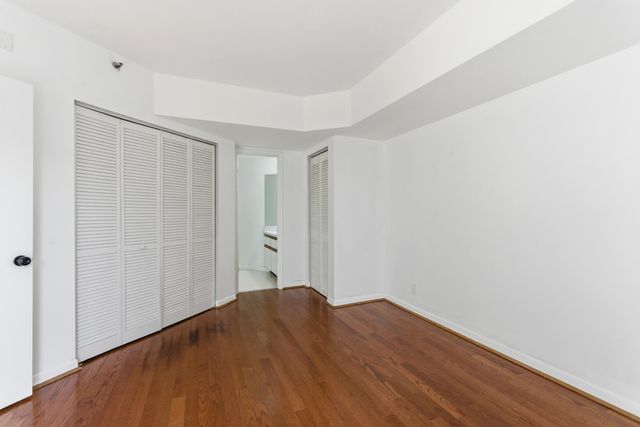 900 19th Ave S Apt 401, Nashville, TN 37212