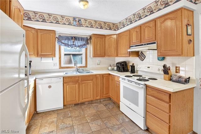6005 Opal Street, North Ridgeville, OH 44039