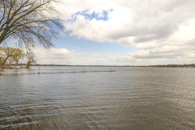 7501 E Wind Lake ROAD, Wind Lake, WI 53185