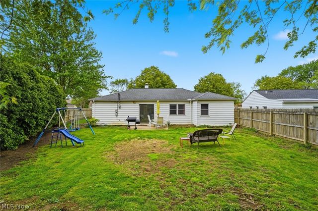 6545 Aylesworth Drive, Parma Heights, OH 44130