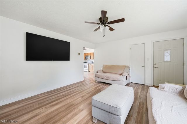 6545 Aylesworth Drive, Parma Heights, OH 44130