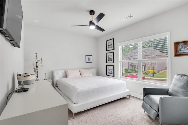 221 Morris Creek Drive, Hoschton, GA 30548