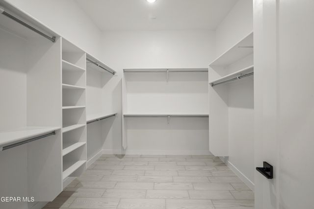 612 Bluegruff Street, Horizon City, TX 79928