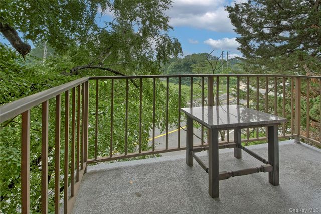 560 Halstead Avenue 2-R, Harrison, NY 10528