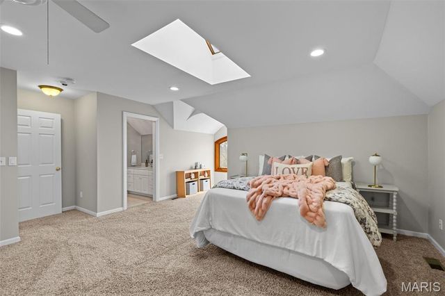 28 Ladue Meadows, St Louis, MO 63141