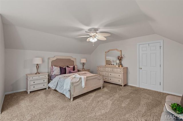28 Ladue Meadows, St Louis, MO 63141
