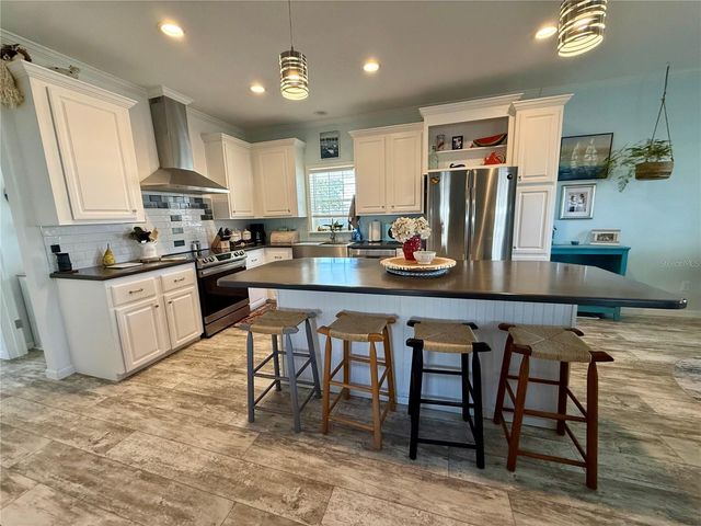 9790 66TH STREET N 112, Pinellas Park, FL 33782