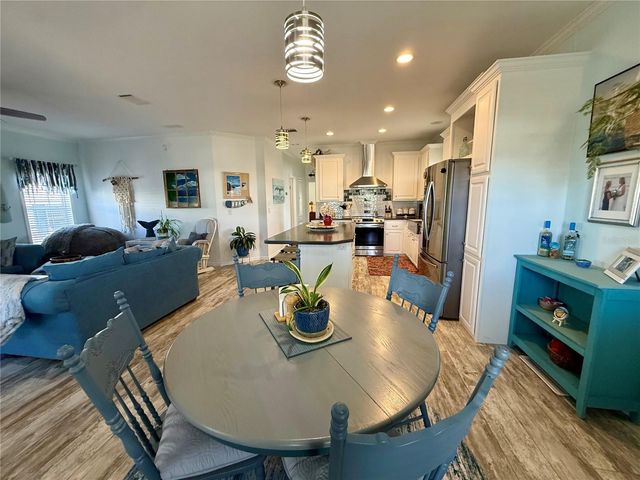 9790 66TH STREET N 112, Pinellas Park, FL 33782