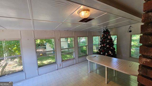 551 Wavelyn Way, Riverdale, GA 30274
