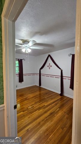 551 Wavelyn Way, Riverdale, GA 30274