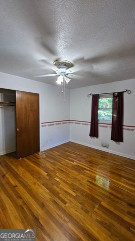551 Wavelyn Way, Riverdale, GA 30274