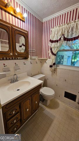 551 Wavelyn Way, Riverdale, GA 30274