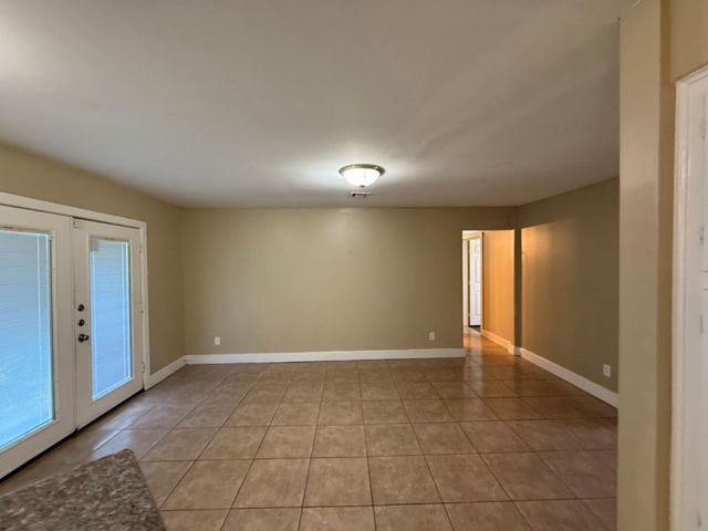 10331 Collingswood Road, La Porte, TX 77571