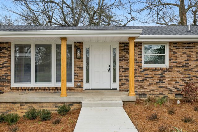 108 Crestmont Dr, Hendersonville, TN 37075