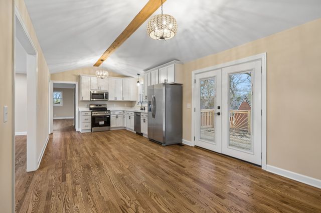 108 Crestmont Dr, Hendersonville, TN 37075