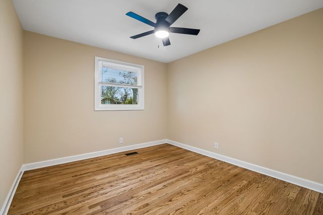 108 Crestmont Dr, Hendersonville, TN 37075