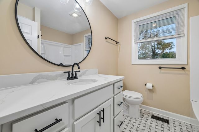 108 Crestmont Dr, Hendersonville, TN 37075