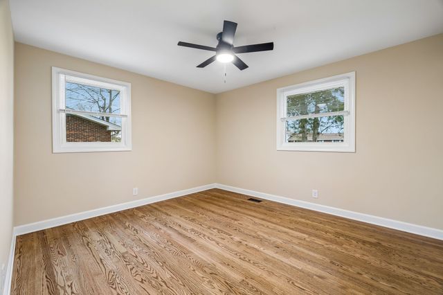 108 Crestmont Dr, Hendersonville, TN 37075