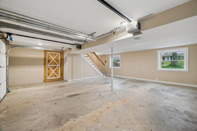 108 Crestmont Dr, Hendersonville, TN 37075