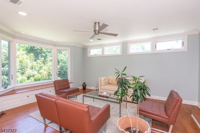 591 Highland Ave, Little Falls Twp., NJ 07043