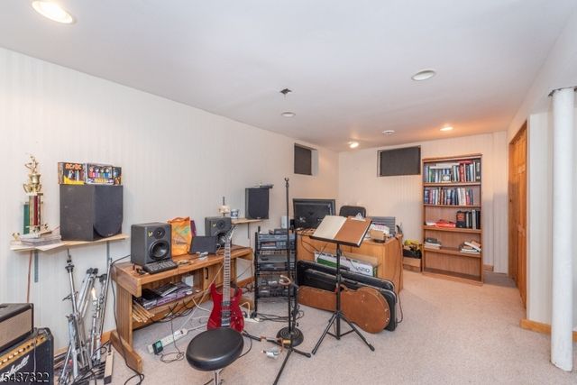 591 Highland Ave, Little Falls Twp., NJ 07043