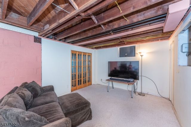 591 Highland Ave, Little Falls Twp., NJ 07043