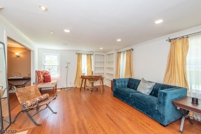 591 Highland Ave, Little Falls Twp., NJ 07043