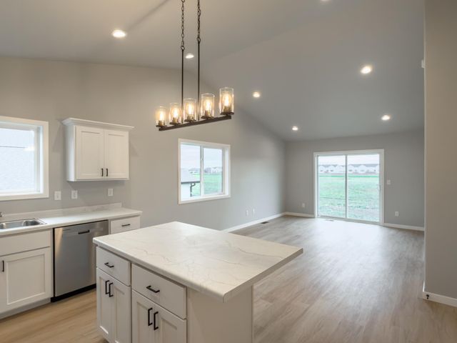 6290 87th Avenue S, Horace, ND 58047