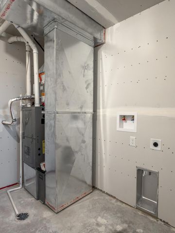 6290 87th Avenue S, Horace, ND 58047