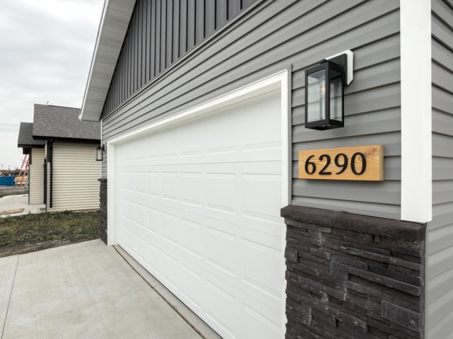 6290 87th Avenue S, Horace, ND 58047