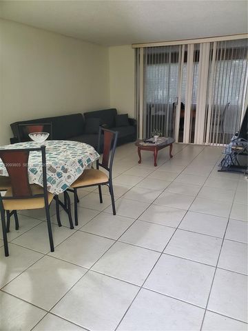 4851 NW 26th Court 237, Lauderdale Lakes, FL 33313