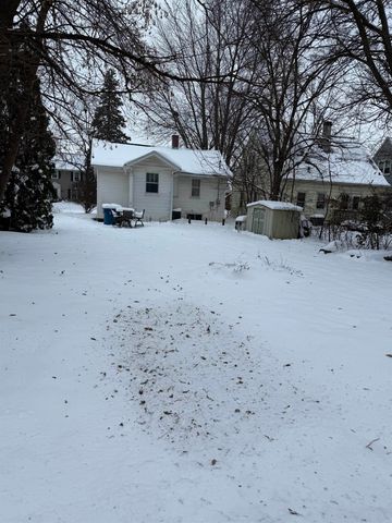 117 Bertch, Waterloo, IA 50702