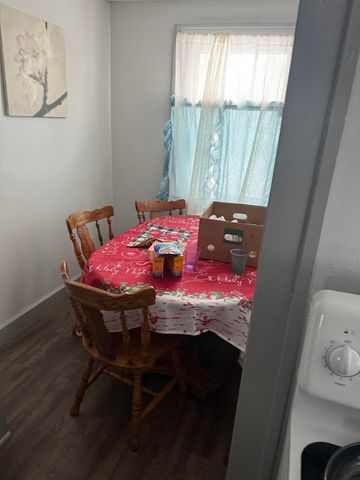 117 Bertch, Waterloo, IA 50702