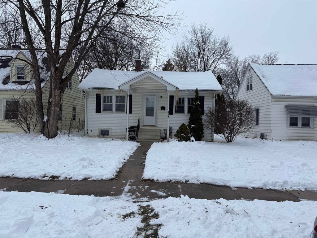 117 Bertch, Waterloo, IA 50702