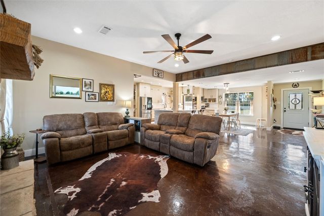 25098 Macedonia Road, Hockley, TX 77447