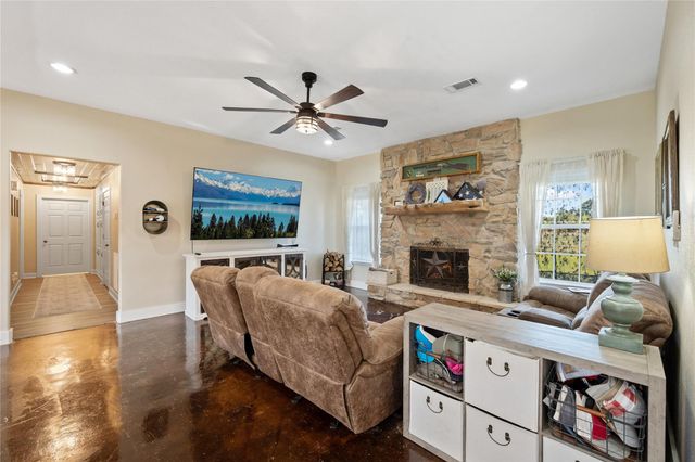 25098 Macedonia Road, Hockley, TX 77447