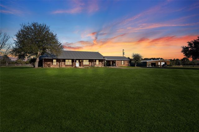 25098 Macedonia Road, Hockley, TX 77447