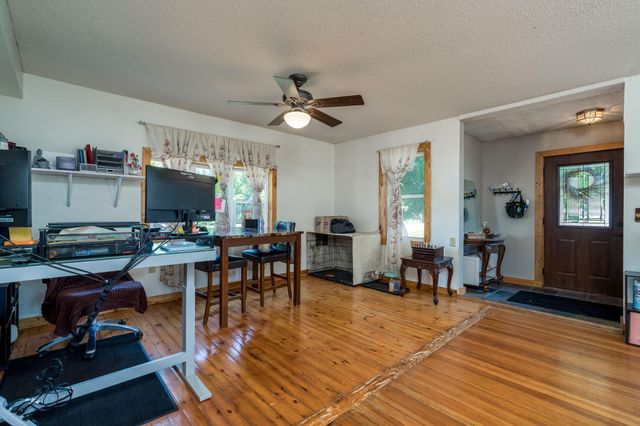 415 8th Street N, Mountain Lake, MN 56159