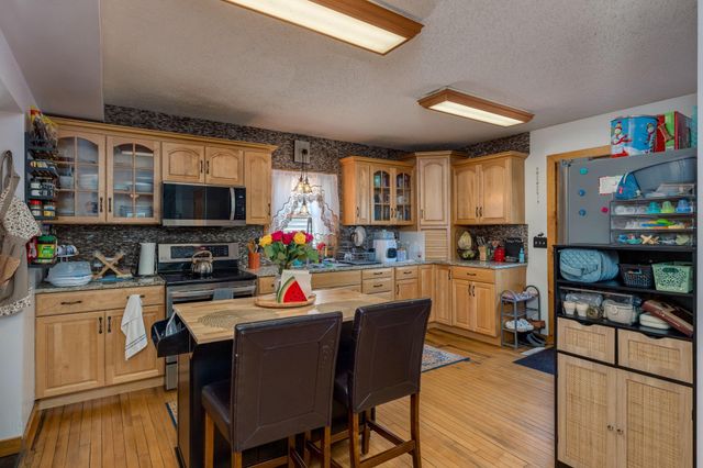 415 8th Street N, Mountain Lake, MN 56159