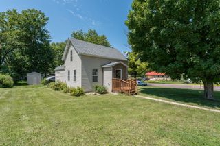 415 8th Street N, Mountain Lake, MN 56159