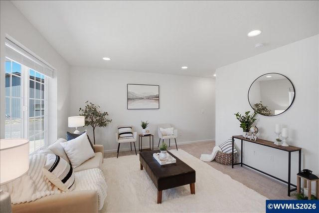 337 N 18th St, Philomath, OR 97370
