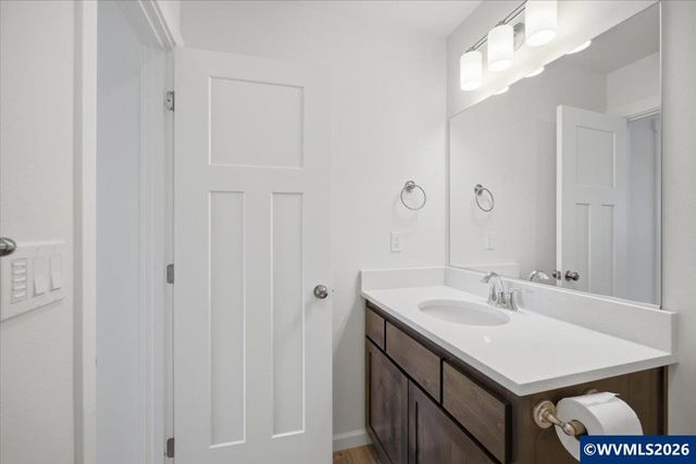 337 N 18th St, Philomath, OR 97370