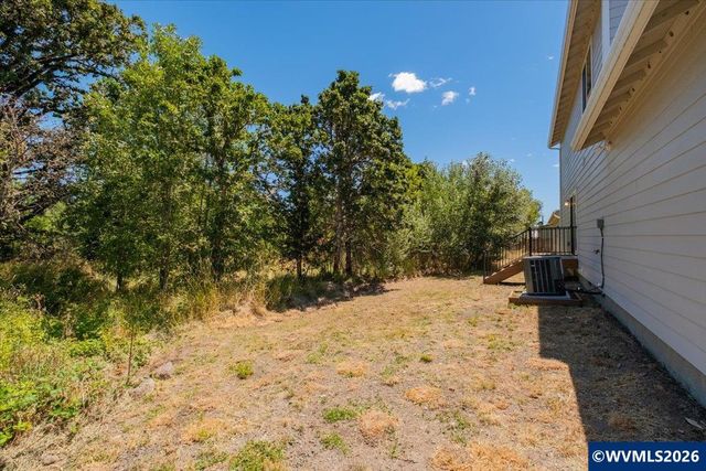 337 N 18th St, Philomath, OR 97370