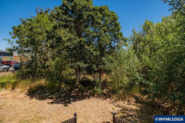337 N 18th St, Philomath, OR 97370