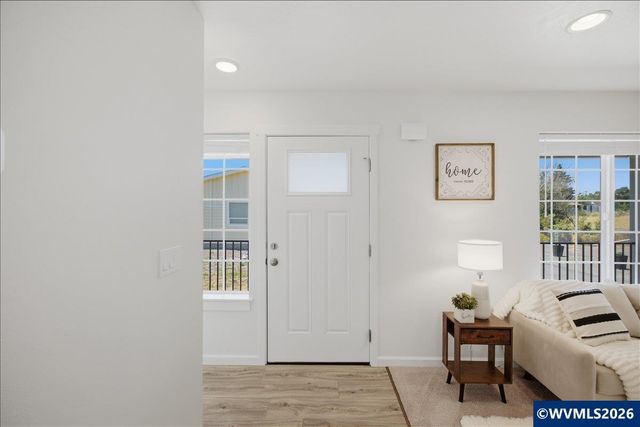 337 N 18th St, Philomath, OR 97370