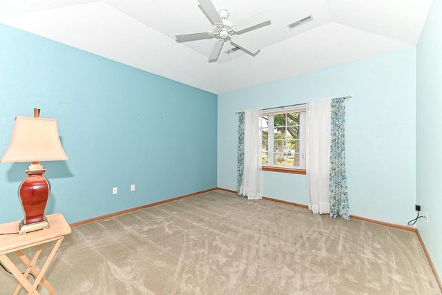 5332 S Butterfield WAY, Greenfield, WI 53221